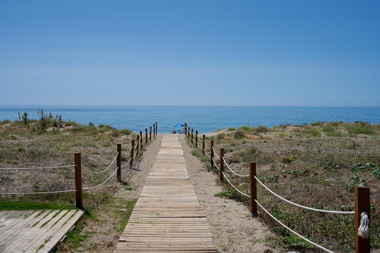 אסטפונה Costalita Beach Apartment מראה חיצוני תמונה